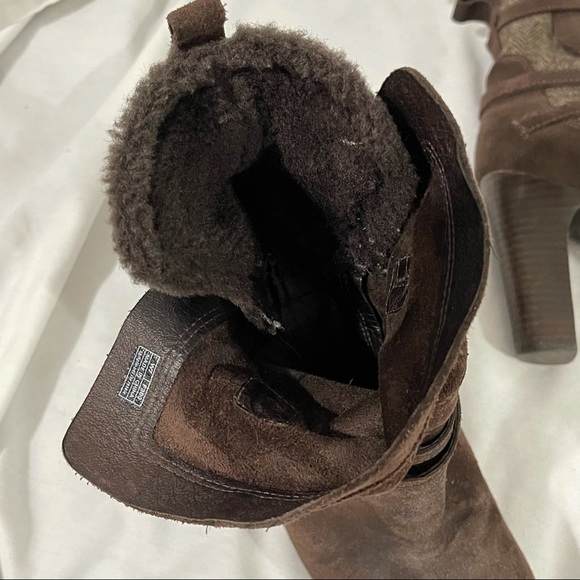 UGG leather suede buckle heels booties boots 7W - Picture 8 of 9
